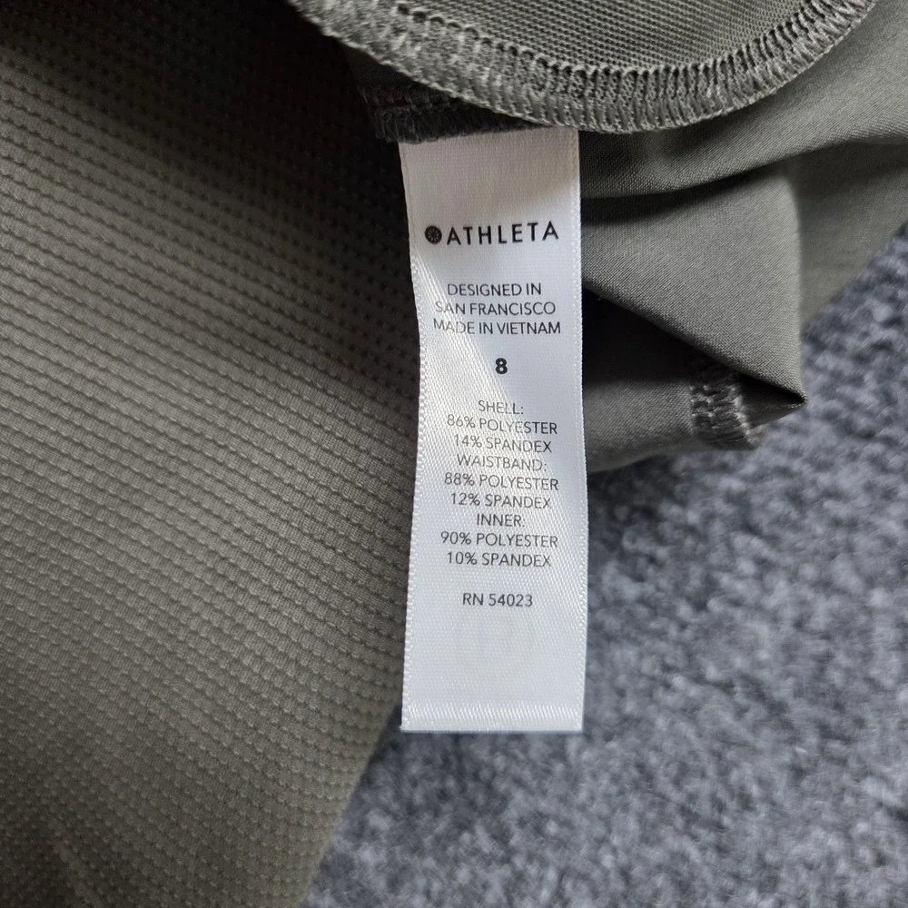 Athleta Soho Skort Womens 8 Green Skirt Shorts Pockets Side Slits Elastic Waist